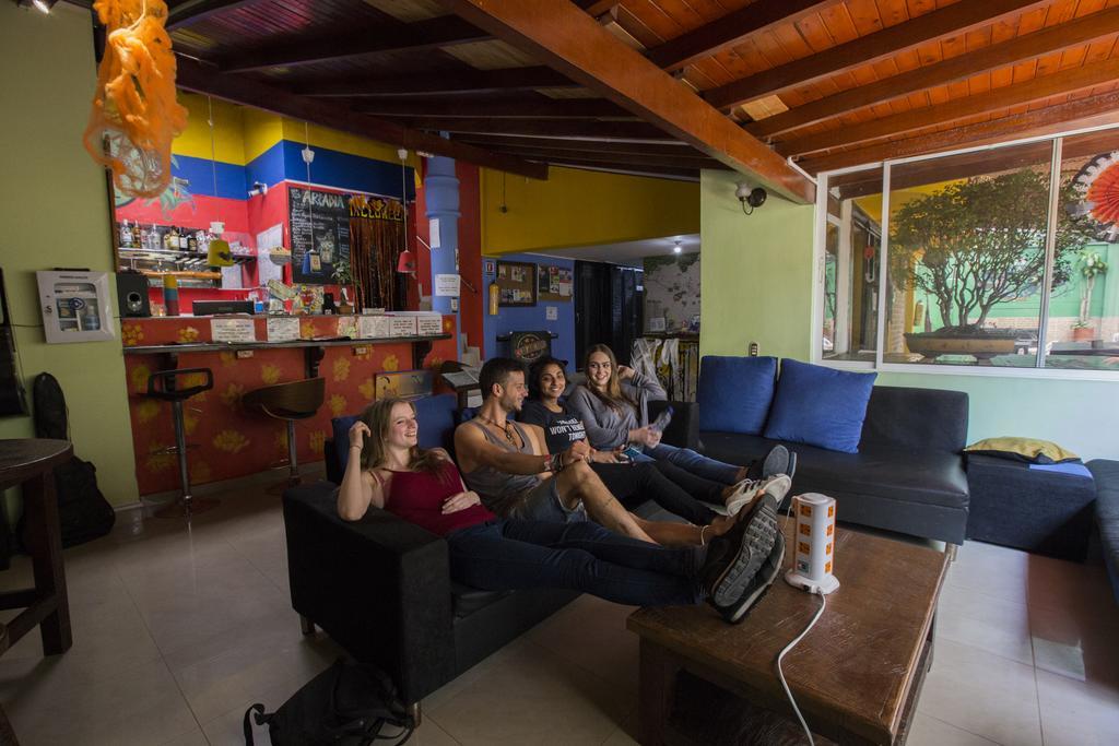 Arcadia Hostel Medellín Exterior foto